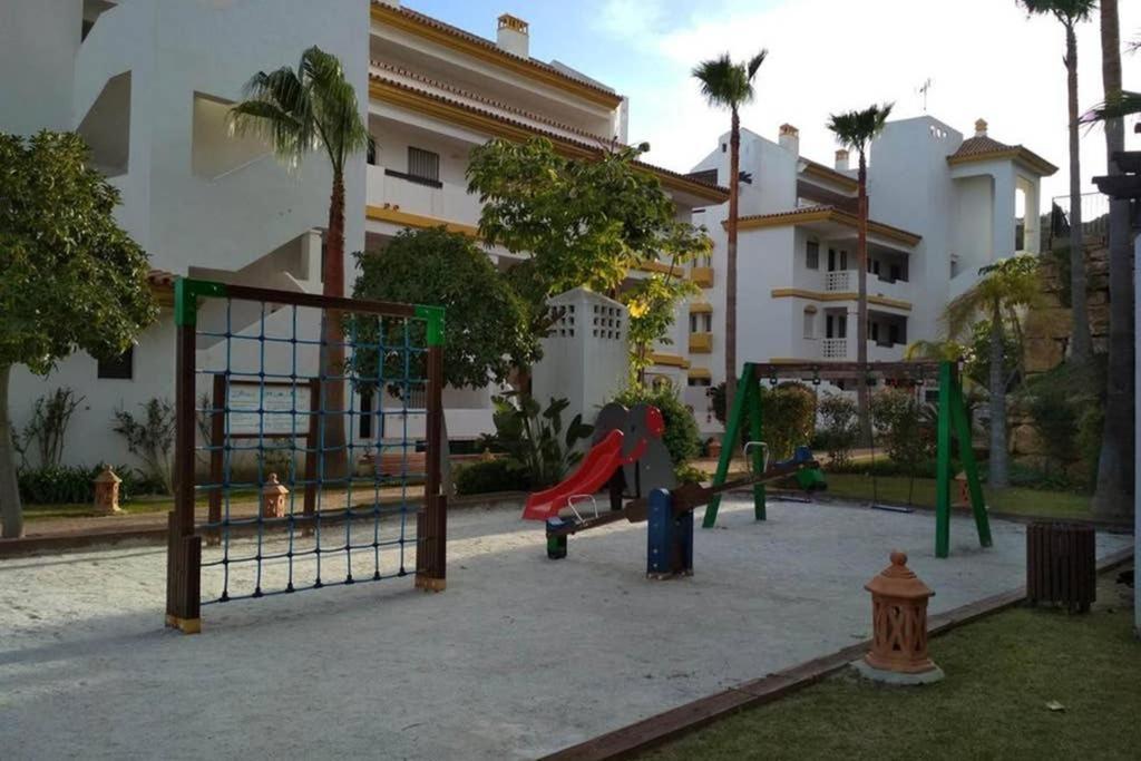 El Casa Blanca - Golf Resort In לה קאלה דה מיחאס מראה חיצוני תמונה